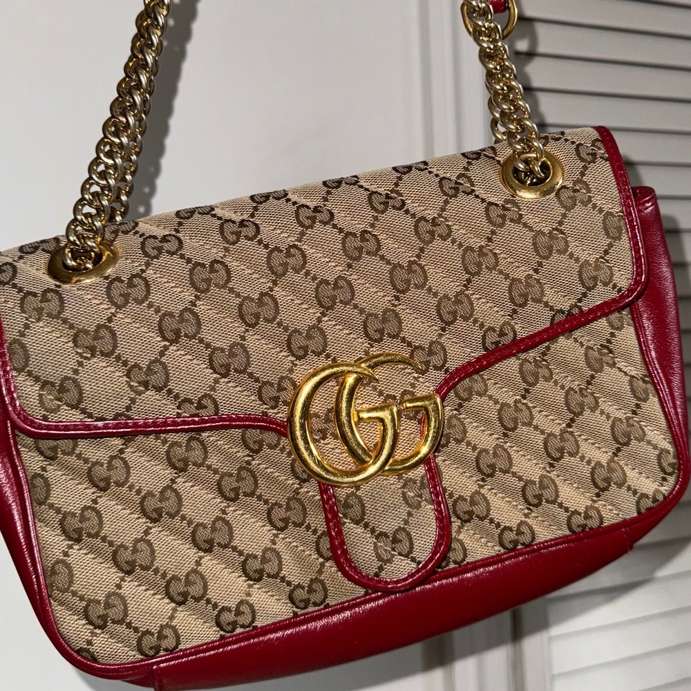 Gucci monogram bag